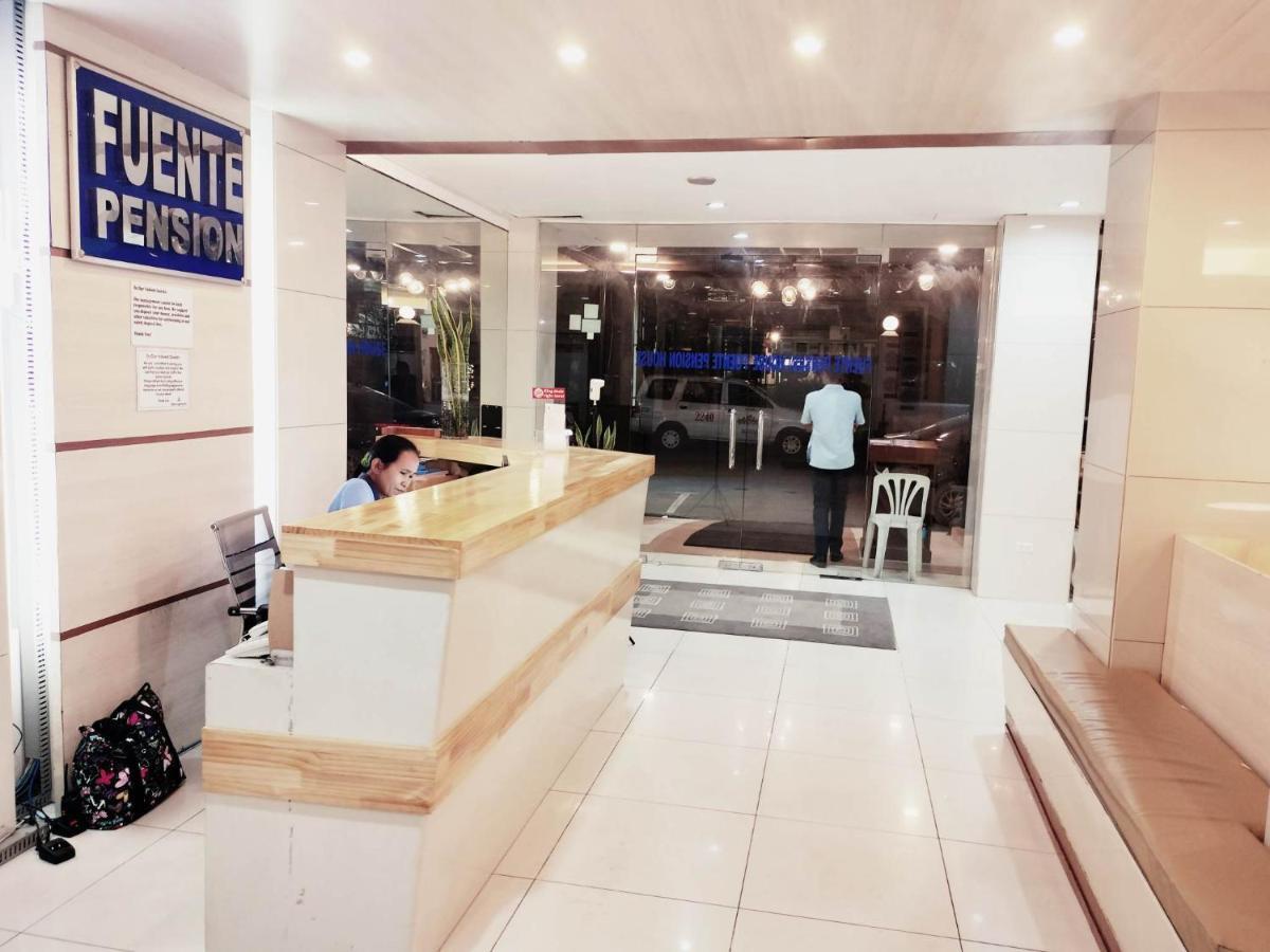 Fuente Hotel De Cebu Esterno foto