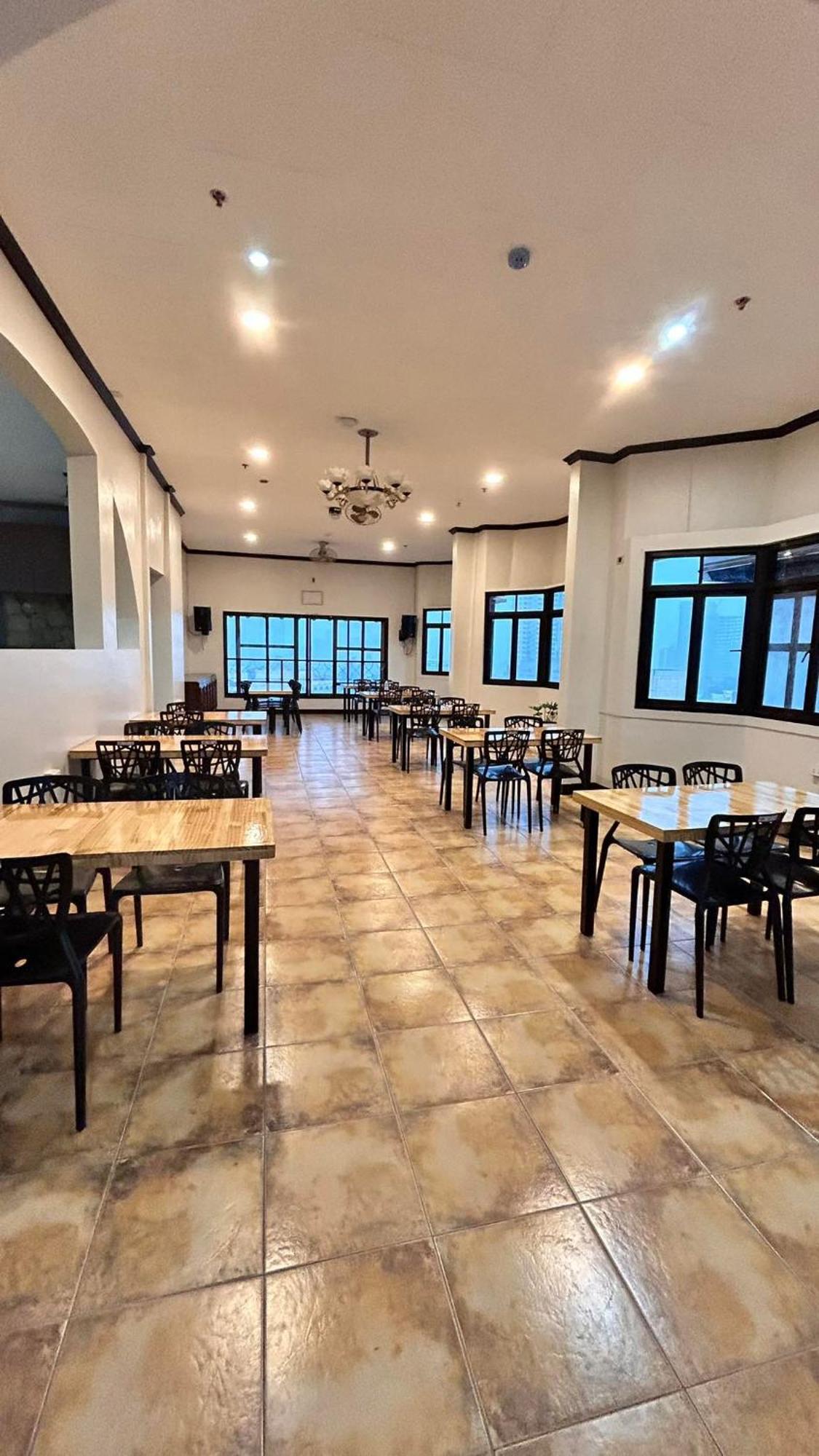 Fuente Hotel De Cebu Esterno foto