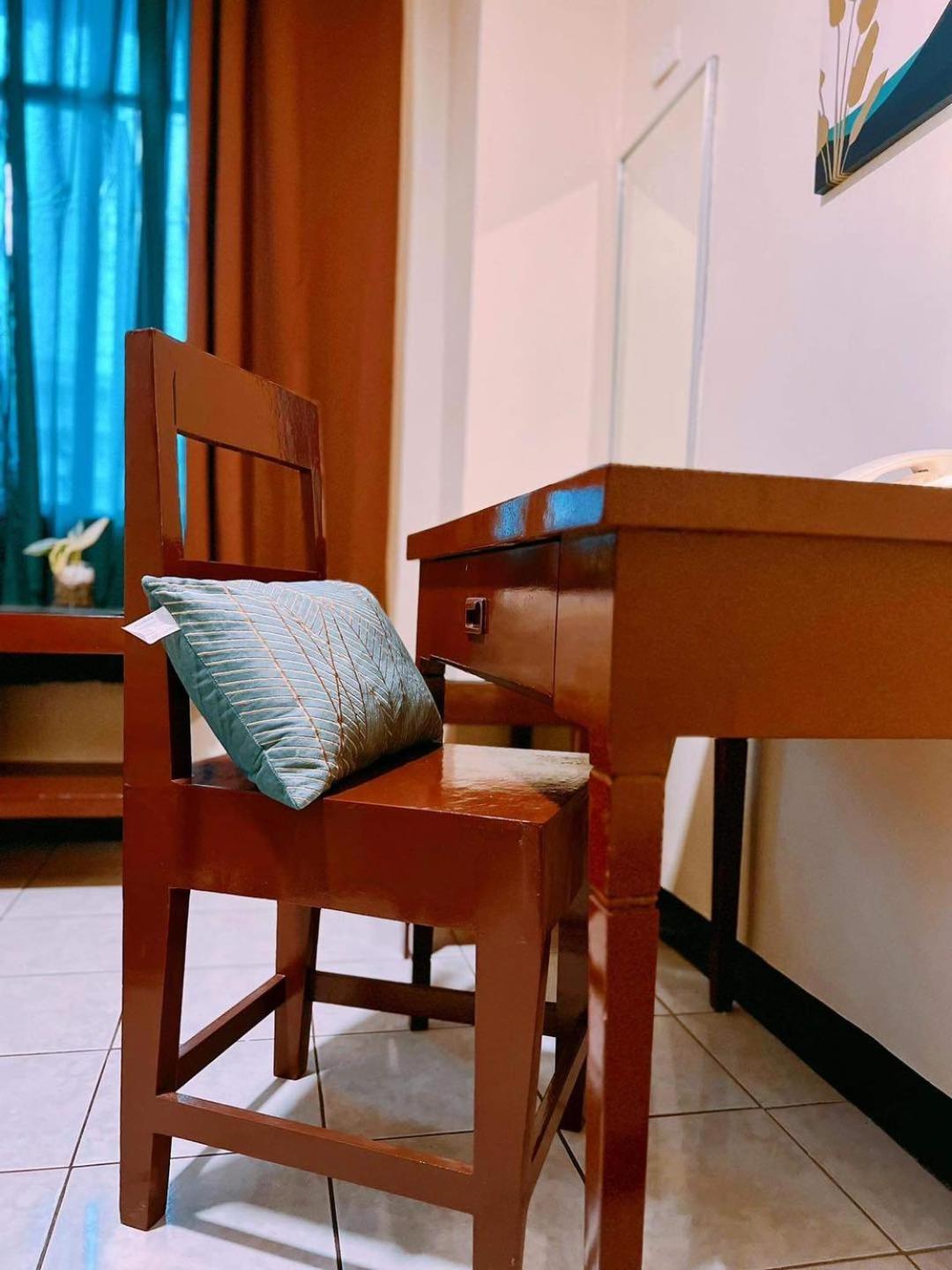 Fuente Hotel De Cebu Esterno foto